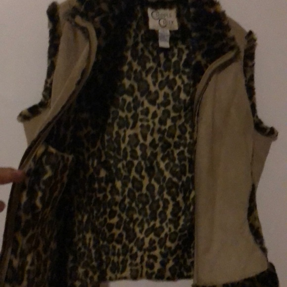 Vest - Picture 2 of 2